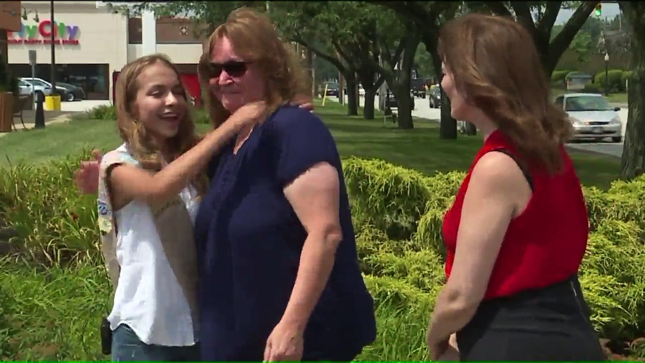 Girl Scout Saves Choking Grandmother Just Days After Learning Heimlich Maneuver