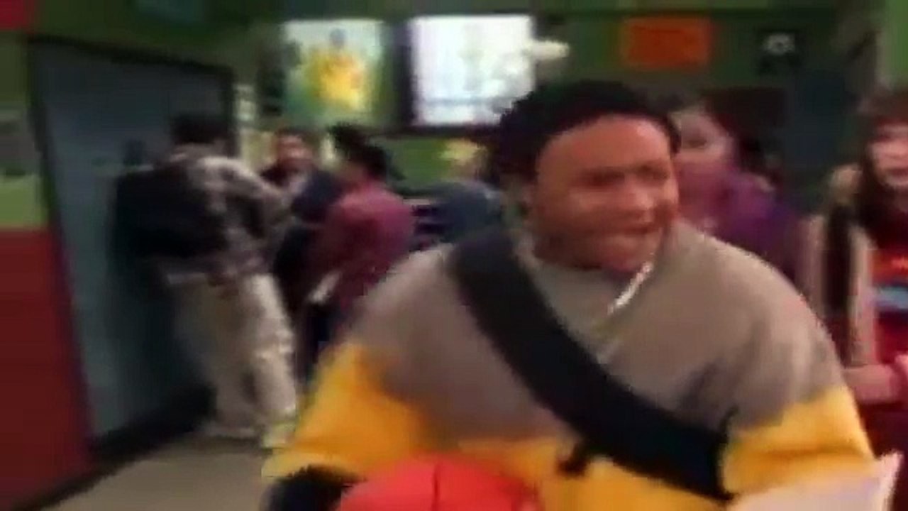 That's So Raven Season 1 Episode 7  Campaign in the Neck