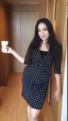 Beautifull Dance Girl In Room- Love Romantic Dance - HD Video 2017