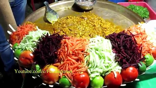Indian Street Food of Kolkata - Special Ghugni - Bengali Street Food India Food at Street