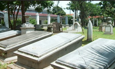 Jejak Elite Tanah Abang - SINGKAP