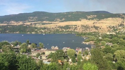 Planes Scoop Water From Lake in Fight to Control Okanagan Centre Blaze