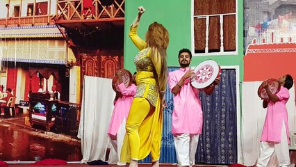 Hot Afreen Parri . Kaise Kate Din Kaise Kate Ratein . 4K