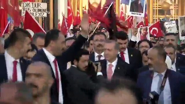 Erdoğan, Beştepe’deki Şehitler Abidesi’ni Açtı