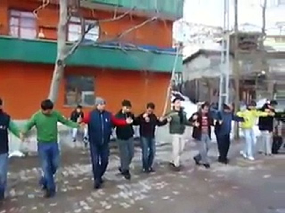 HÜDAYDA Akçakese köyünde. Haluk Balaban Arşiv.