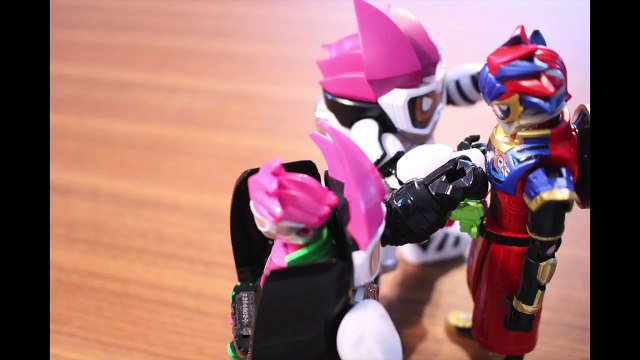 仮面ライダーパラドクス レベル99 VS エグゼイド レベル1 仮面ライダーエグゼイド ストップモーション kamen rider ex aid paradox stop