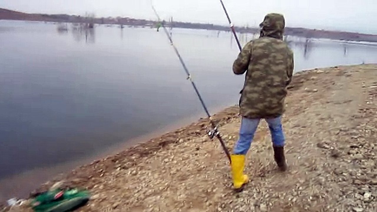 Sazan Dediğin Böyle Olacak İşte Müthiş