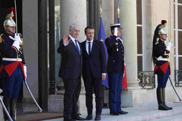 Benjamin Netanyahu commémore le Vel d'Hiv  auprès d'Emmanuel Macron.