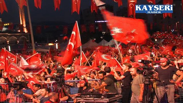 (16 Temmuz 2017) KAYSERİ´DE 15 TEMMUZ DEMOKRASİ VE MİLLİ BİRLİK GÜNÜ ETKİNLİKLERİ COŞKULU GEÇTİ