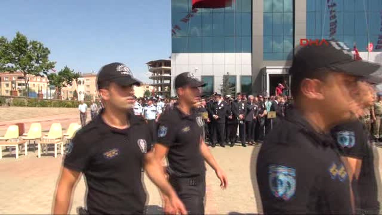 Şehit Polis Memuru Battal Yıldız Için Tuzla Ilçe Emniyet Müdürlüğü'nde Tören