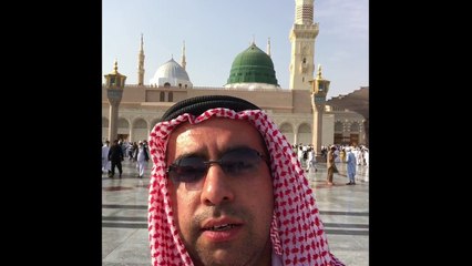Azan Madinah Essam Bukhari. Yesil Kubbe önünde Medine makamı ezan çalışırken. Medine makamında ezan, makam Beyati. Medine müezzini Esam Buhari taklidi. Azan Sheikh Essam Bukhari. Mescidi Nebevi - Medine-i Münevvere. Medine makami ezan. Arap makami ezan.