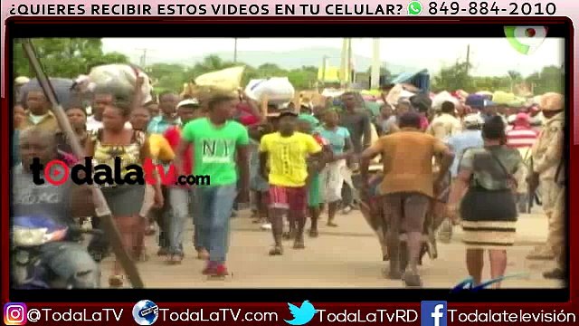 Invasión pacifica de haitianos en el país-Nuria-Video