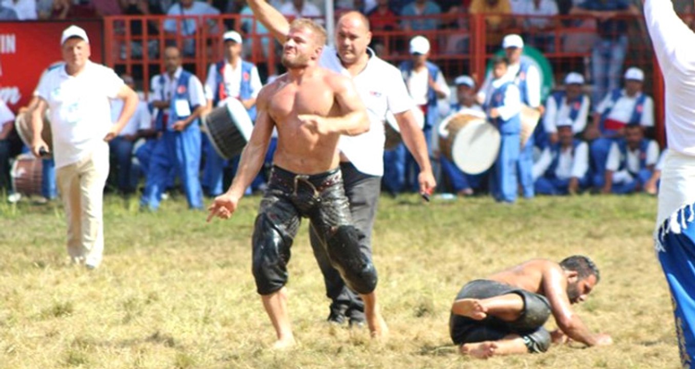 Tarihi Kırkpınar Yağlı Güreşleri'nde Başpehlivan İsmail Balaban Oldu