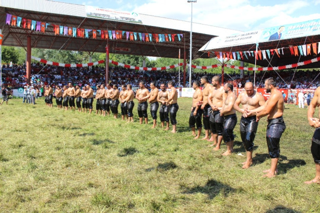 Kırkpınar Yağlı Güreşleri'nde 12 Yaşındaki Bir Pehlivan Kayboldu