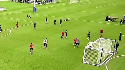 Incredible Assist by Cesc Fabregas during training