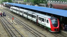 Demu Train of BD Railway  Jaidebpur Commuter Train(জয়দেবপুর কমিউটার  ট্রেন) are at Airport Railway Station