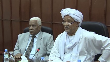 وزير الإعلام السوداني يعتذر عن تصريحاته الأخيرة في القاهرة
