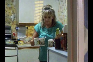The Royle Family S01E02 - Making Ends Meet!