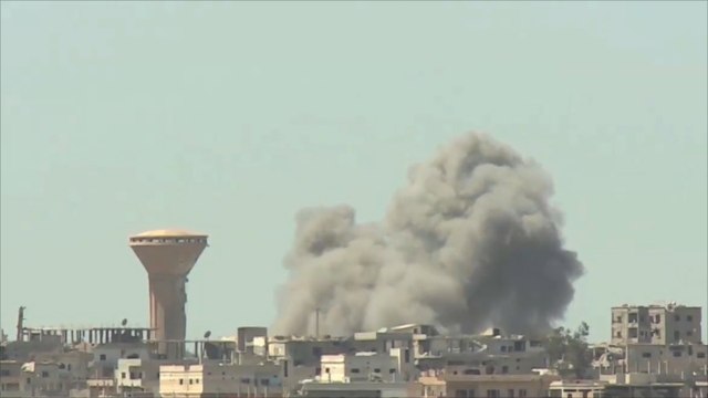 قتلى بينهم أطفال بقصف على ريف دمشق وإدلب وحماة