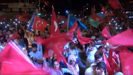 Van'da 15 Temmuz Coşkusu Ikinci Gününde