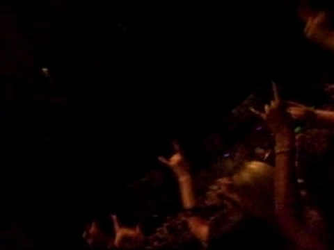 T0ki0 h0tel Bxls (les belges passent a l'acti0n!!)