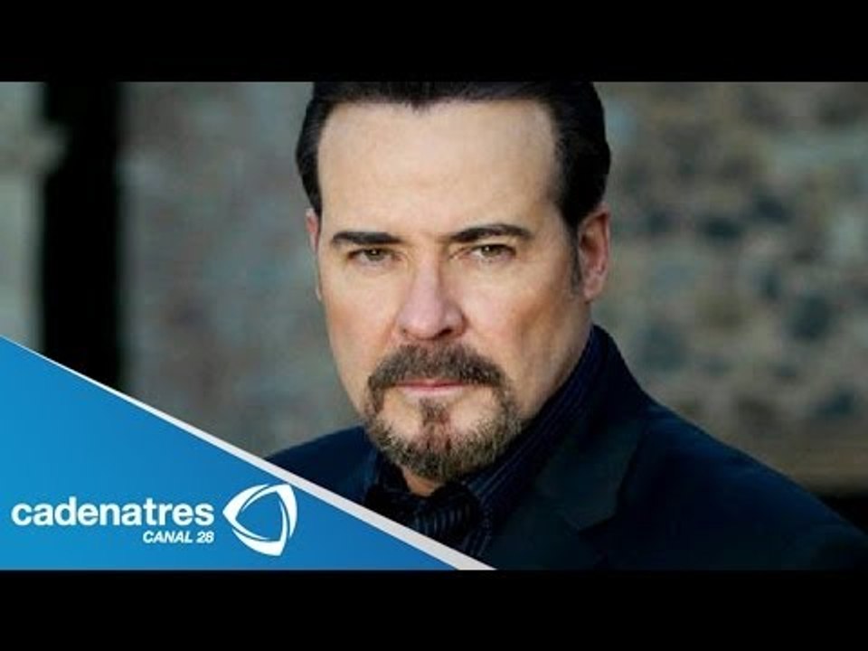 César Évora: soy licenciado en artes escénicas y antes de graduarme trabajaba en cine