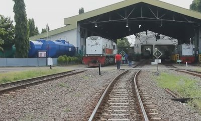 Belasan Lokomotif di Cirebon Disiapkan Untuk Mudik 2017