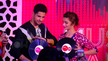 Descargar video: Alia Bhatt HATES Jacqueline Fernandez Asks Sidharth Malhotra To Avoid Her