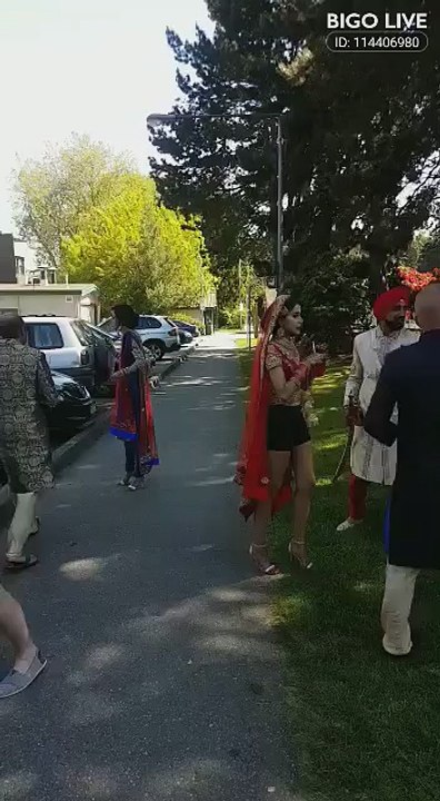 Sikh bride in s@xy shorts must watch