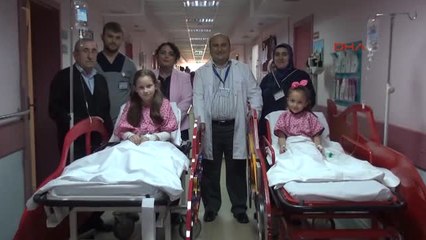 Samsun Çocukların Ameliyat Korkusu 'Otomobil Sedye' Ile Yenildi