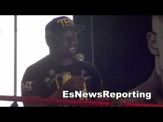 Floyd Mayweather Sr. rhymes Pacquiao fans REACT in Las Vegas!