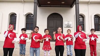 Minik Öğrencilerden Işaret Diliyle "Bayrak" Şiiri Klibi