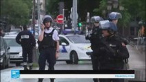 السلطات الفرنسية تكشف هوية مهاجم الشرطي أمام كاتدرائية نوتردام