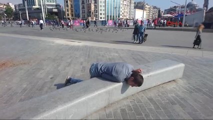 Taksim'de Şok Eden Manzara