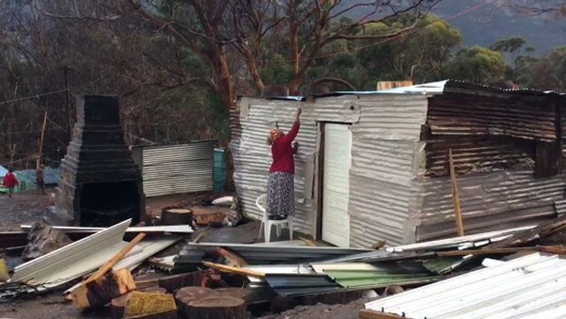 Buildings and Vehicles Damaged as Gale Force Winds Hit Cape Town