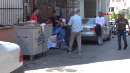 Adana Polis Kaçak Aparta Baskın Yaptı, Sahibini Suriyeliler Dövdü