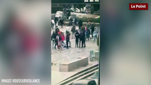 L'agression d'un policier sur le parvis de Notre-Dame-de-Paris