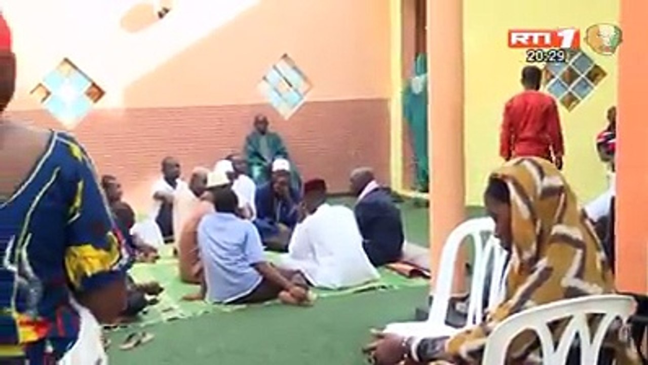 Émouvant chez Cheik Ismaël Tioté à Abidjan. Son frère se confie: « Ce qu’il m’a dit au téléphone »