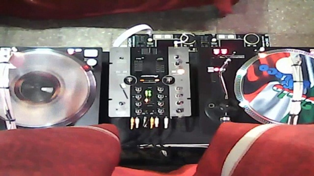 Roberto Bajlo DJ live (2)