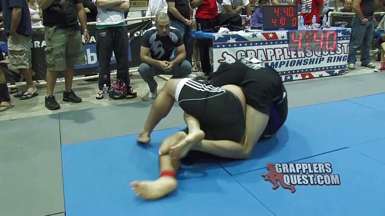 REDDIT - DON'T CROSS YOUR ANKLES