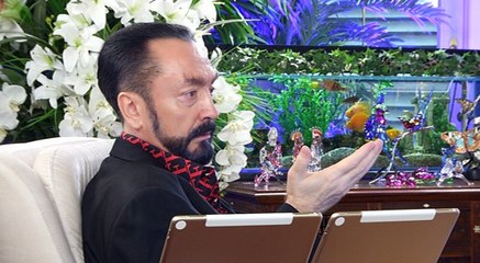 Atatürk Kuran Müslümanlığını savunuyordu, bağnazlığa karşıydı. İlahiyat fakültelerini ve İmam Hatip Liselerini kuran da Atatürk'tür.