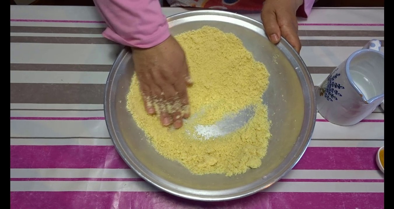 Tunisian Cuisine Zakia -  Couscous sémola HD
