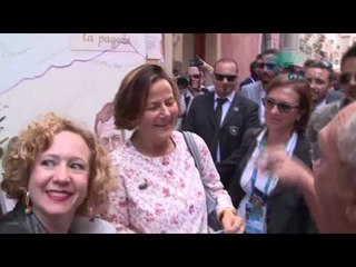 Taormina - Consorti e dei consorti dei leader del #G7Taormina