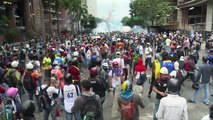 Dispersan marcha opositora en Venezuela, ya suman 66 muertos