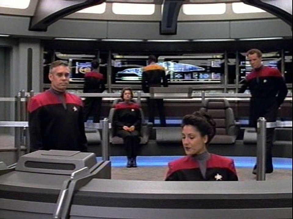 Star Trek Voyager Season 01 Extra 06 - The First Captain Janeway