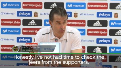 Lopetegui plays down Pique jeers