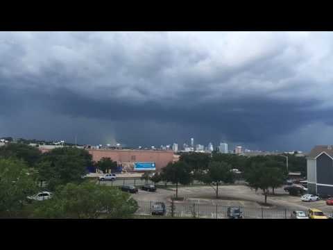 Microburst Wind Forms Over Austin, Texas