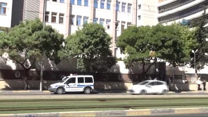 Emniyet Önüne Bırakılan Motosiklet Paniğe Neden Oldu