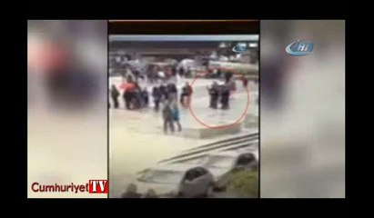 Fransa’daki çekiçli ve silahlı saldırganın görüntüleri yayınlandı