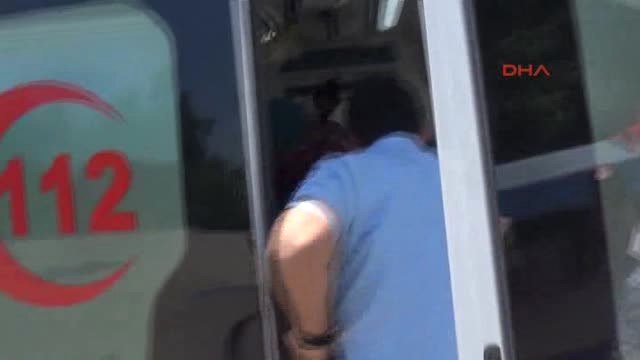 Adana Vatandaşlar Tacizciyi Ambulansta Linç Etmek Istedi